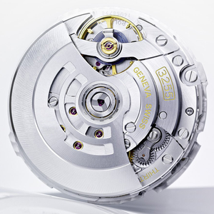 High-End Dandong Movement Model 3235 Large Size Movement Big & Small Date Modified Automatic Mechanical Watch Movement