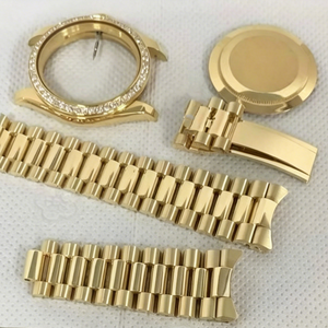 Custom 18K Gold Moissanite Watch